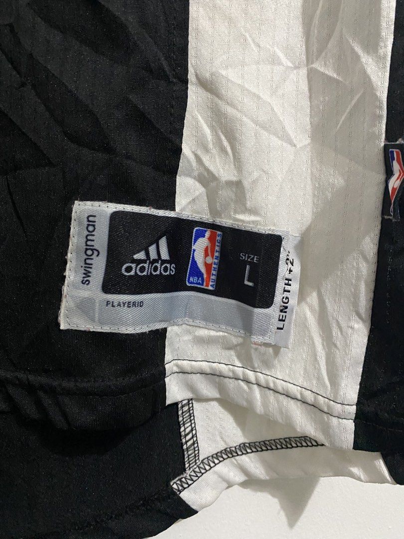 MIAMI WHITESIDE (Category: Tshirts & Polo Shirts ) located in Victorias. Submitted by ukayngae (Listing ID 1470032322, Image 3). Description: 🏷️ MIAMI HEAT WHITESIDE 24.5x31 Excellent condition No issue .