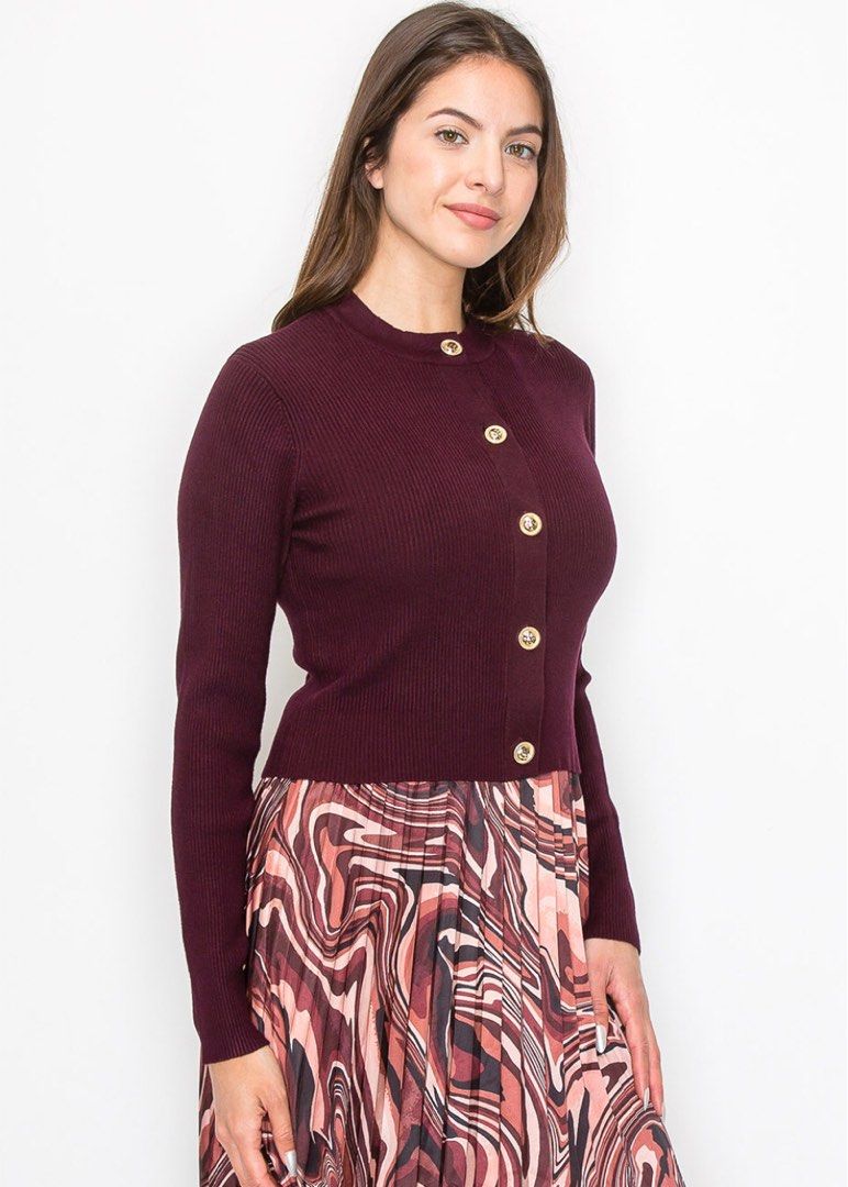 MICHAEL KORS CARDIGAN (Category: Others Tops) located in Santa Rosa. Submitted by eceldg05 (Listing ID 1469992087, Image 1). Description: MICHAEL KORS CARDIGAN/TOP KNITTED Xs-medium fit Burgundy Bnw cond.