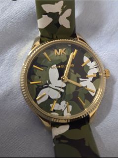 (Category: ) located in . Submitted by nivetha21 (Listing ID 1470103955, Image 1). Description: .