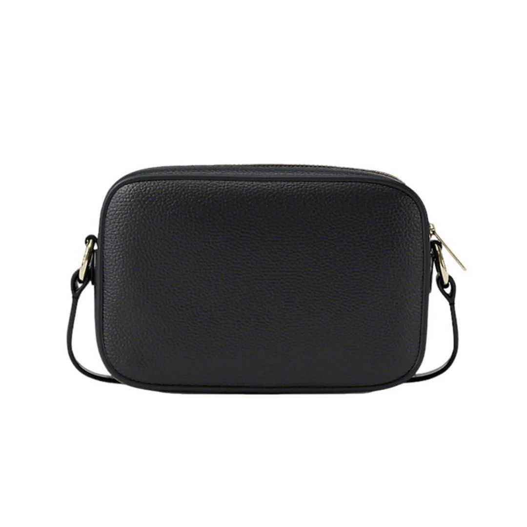 MICHAEL KORS Jet Set Crossbody Bag (Category: Cross-body Bags) located in Paranaque City. Submitted by _ngllou (Listing ID 1470082130, Image 3). Description: MICHAEL KORS Women’s Jet Set Small Pebbled Leather Camera Crossbody Bag in Black ↪︎ Authentic Michael Kors crossbody bag ↪︎ Material: Premium black pebbled leather with chic gold-tone hardware ↪︎ Closure: Secure zip-top closure ↪︎ Interior: Fabric-lined with a convenient slip pocket ↪︎ Exter
