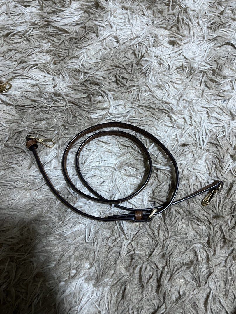 Michael Kors Mercer Crossbody Bag (Category: Cross-body Bags) located in Mandaluyong City. Submitted by declutters_cb (Listing ID 1470098334, Image 3). Description: negotiable.