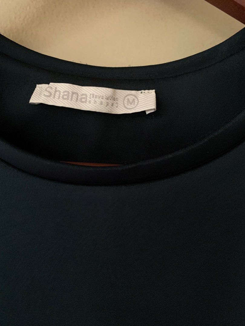 Mini Dark Green Dress (Category: Dresses) located in Marikina City. Submitted by projectsparkjoy (Listing ID 1469997830, Image 2). Description: Brand: Shana Size: Medium on tag but fits Small Color: Deep Green Thick material not see-through No issues.