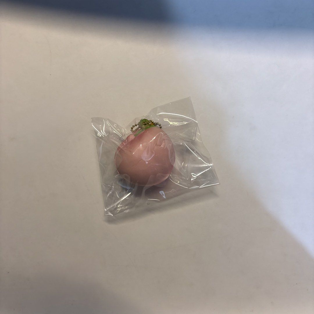 Mini Peach Fruit Squishy (Category: Interactive Toys) located in Manila. Submitted by buttern0t (Listing ID 1470076326, Image 2). Description: 💌 for proof of transactions & safekeeping of items , dm us on IG @dara.aniks / @puffyberries ✮⋆˙.