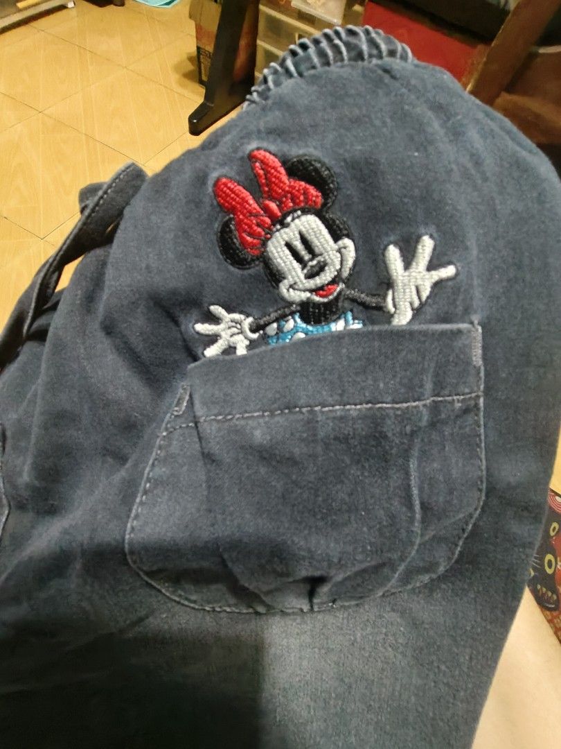 Minnie mouse skirt (Category: Babies & Kids Fashion) located in Bacoor. Submitted by annsarisaristore (Listing ID 1470007635, Image 3). Description: Minnie Mouse Skirt Size 10 on tag.