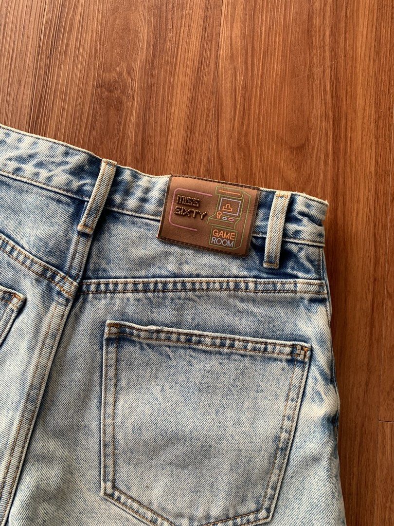 MISS SIXTY DENIM SHORTS /27-28 (Category: Shorts) located in Cebu City. Submitted by hiddenlabel (Listing ID 1469959313, Image 3). Description: TAPE MEASURE SIZE 27-28 SIZE ON TAG 26 GOOD AS NEW SEE LAST PIC FOR WW .