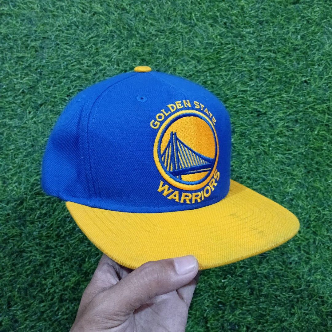 mitchell & ness nba golden state warriors baseball cap snapback 2 tone (Category: Caps & Hats) located in Muntinlupa City. Submitted by rianrax3012 (Listing ID 1470096400, Image 2). Description: not sure with the stain will try to wash.