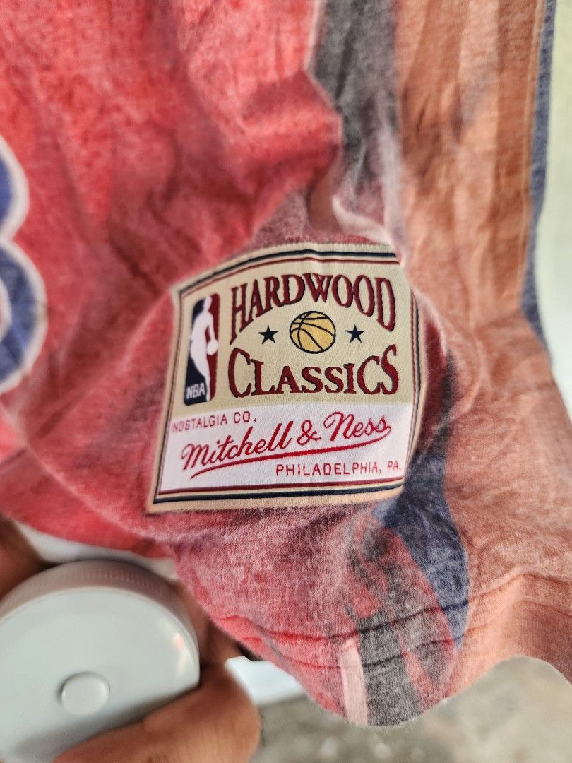 Mitchell N Ness Sixers Iverson AOP TEES (Category: Tshirts & Polo Shirts ) located in Real. Submitted by raphy2019 (Listing ID 1469992657, Image 3). Description: .