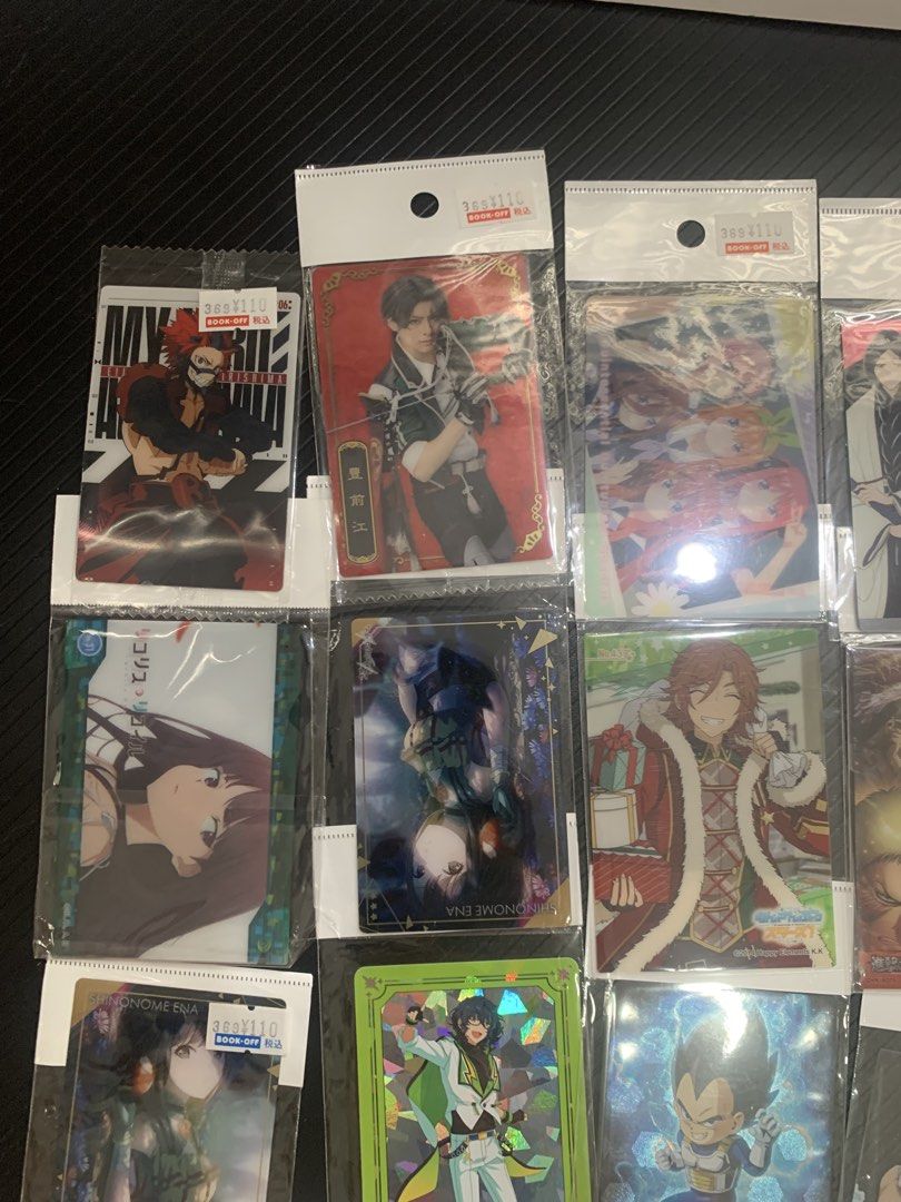 Mix Anime Cards / Prints / Merch (Category: Other Merchandise) located in Carmona. Submitted by bihira (Listing ID 1470009236, Image 3). Description: Mix Anime Cards / Prints / Merch - WYSIWYG - As is / bundle / with plastic.