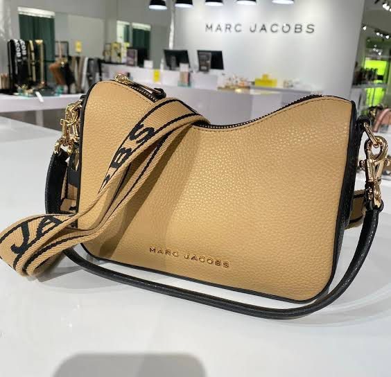 Mj Small Drifter - best seller (Category: Shoulder Bags) located in Mandaluyong City. Submitted by shop_0n_the_spot (Listing ID 1470109344, Image 3). Description: 💯% GUARANTEED ORIGINAL & BRAND NEW. ✅ Brand New with Tag, Carecard ✅ Polyplastic ✅ Paper bag (if only available) 📌 Please DO TAKE A VIDEO of UNBOXING once your parcel arrived. Any claim/s for missing/wrong and damage items will not be entertained without providing an evidence. Thank y