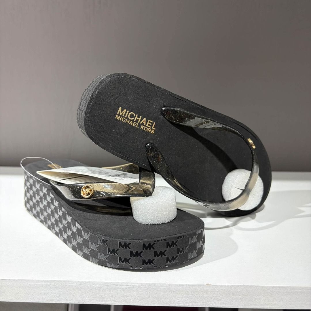 MK Flip Black for Kids (Category: Slippers and slides) located in Rizal. Submitted by hiraya16 (Listing ID 1470000089, Image 3). Description: Limited Quantity Onhand ready to ship Michael Kors US11/US12/US13/US1.