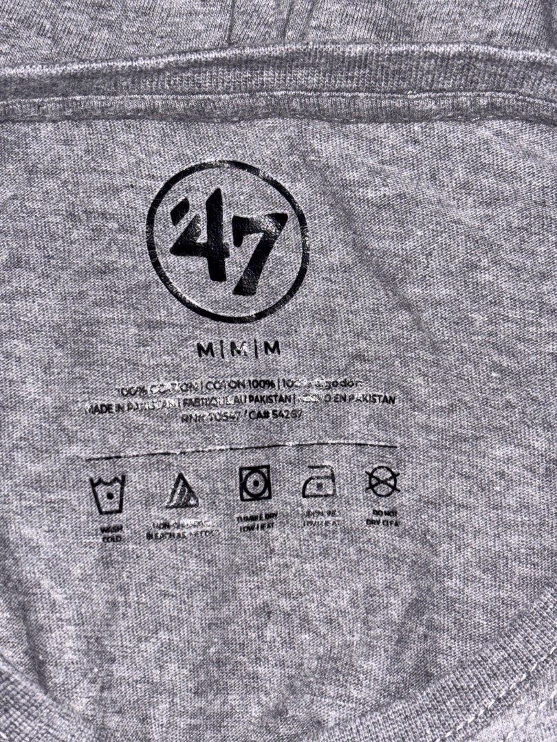 MLB Cactus League Spring Gray T-shirt (Category: Tshirts & Polo Shirts ) located in Cabuyao City. Submitted by giothr1ft (Listing ID 1470073430, Image 3). Description: -Width: 20 -Length: 28 -Condition: 10/10 📌Buyers will shoulder the shipping fee.