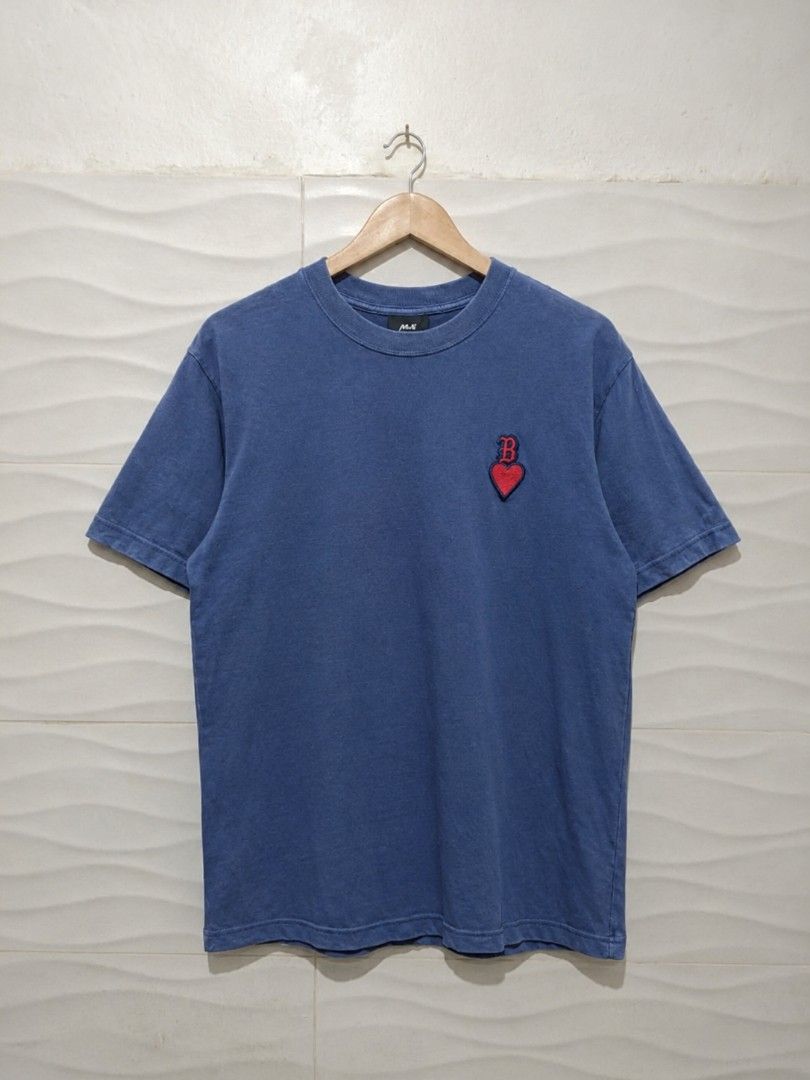 MLB heart logo (Category: Tshirts & Polo Shirts ) located in Batangas. Submitted by lelethrift.com (Listing ID 1469973101, Image 1). Description: MLB heart logo size: Medium to Large authentic Embroidered logo excellent condition crewneck, sakal pa yan only issue: cut washtag.