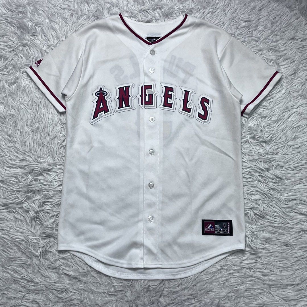 MLB jersey (Category: Activewear) located in Baguio. Submitted by sellingtonshop (Listing ID 1469947344, Image 1). Description: u2. Los Angeles Angels Baseball Jersey #5 Pujolos by Majestic Size: Youth L Fits XS Mens or S womens Dimes: 25*18 Condition: Good as New Issue: none Mine: 680 Steal: 780 Grab: 880.