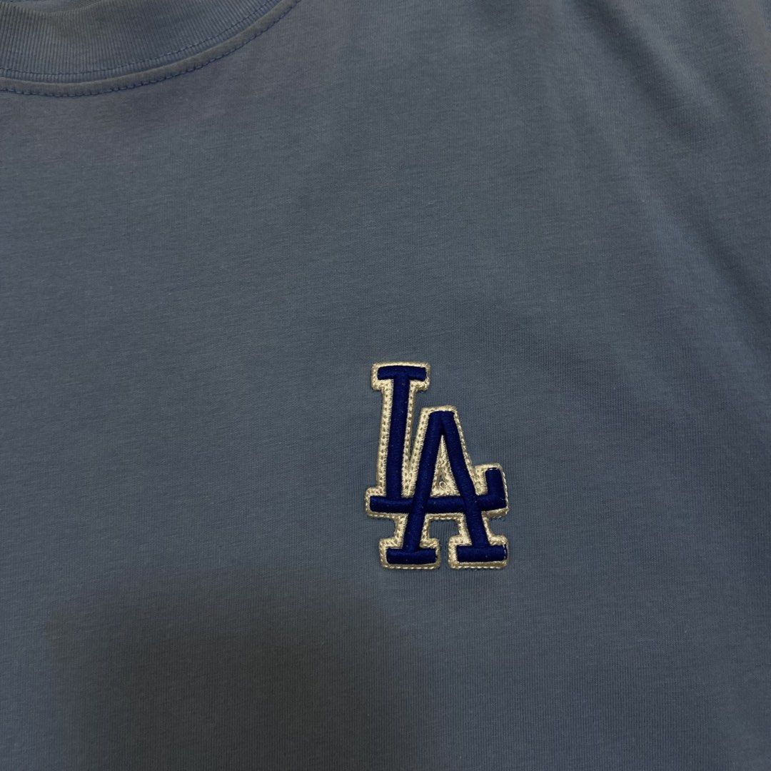Mlb la blue tshirt (Category: Tshirts & Polo Shirts ) located in Manila. Submitted by ivan_carbungco (Listing ID 1469997795, Image 3). Description: MLB LA BLUE TSHIRT 23 by 29.5 GOOD CONDITION NEED WASH COMPLETE TAGS 800 CLAIM.