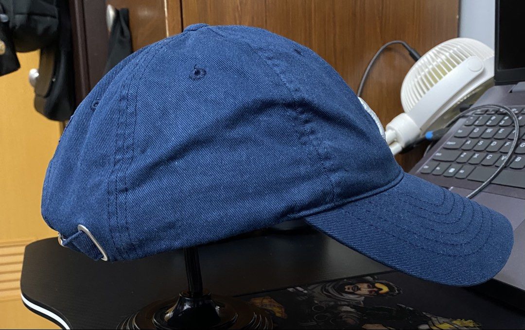 Authentic MLB Korea Unstructured Cotton Ball Navy Blue Cap (Category: Caps & Hats) located in Quezon City. Submitted by freshfitsbyja (Listing ID 1470090051, Image 2). Description: MLB New York Yankees Navy Blue Cap Color Rate: 9.5/10 Condition: Good - Excellent Need Rewash.
