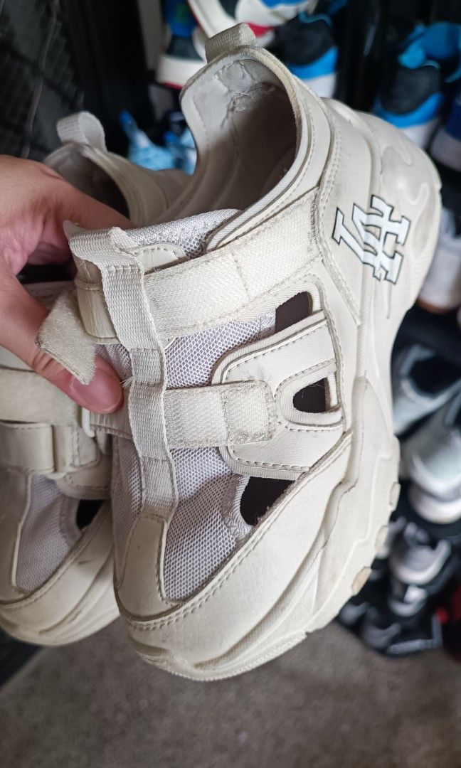 MLB orig Kids (Category: Babies & Kids Fashion) located in Cavite. Submitted by premfinds (Listing ID 1470021606, Image 1). Description: orig MLB 21cm.