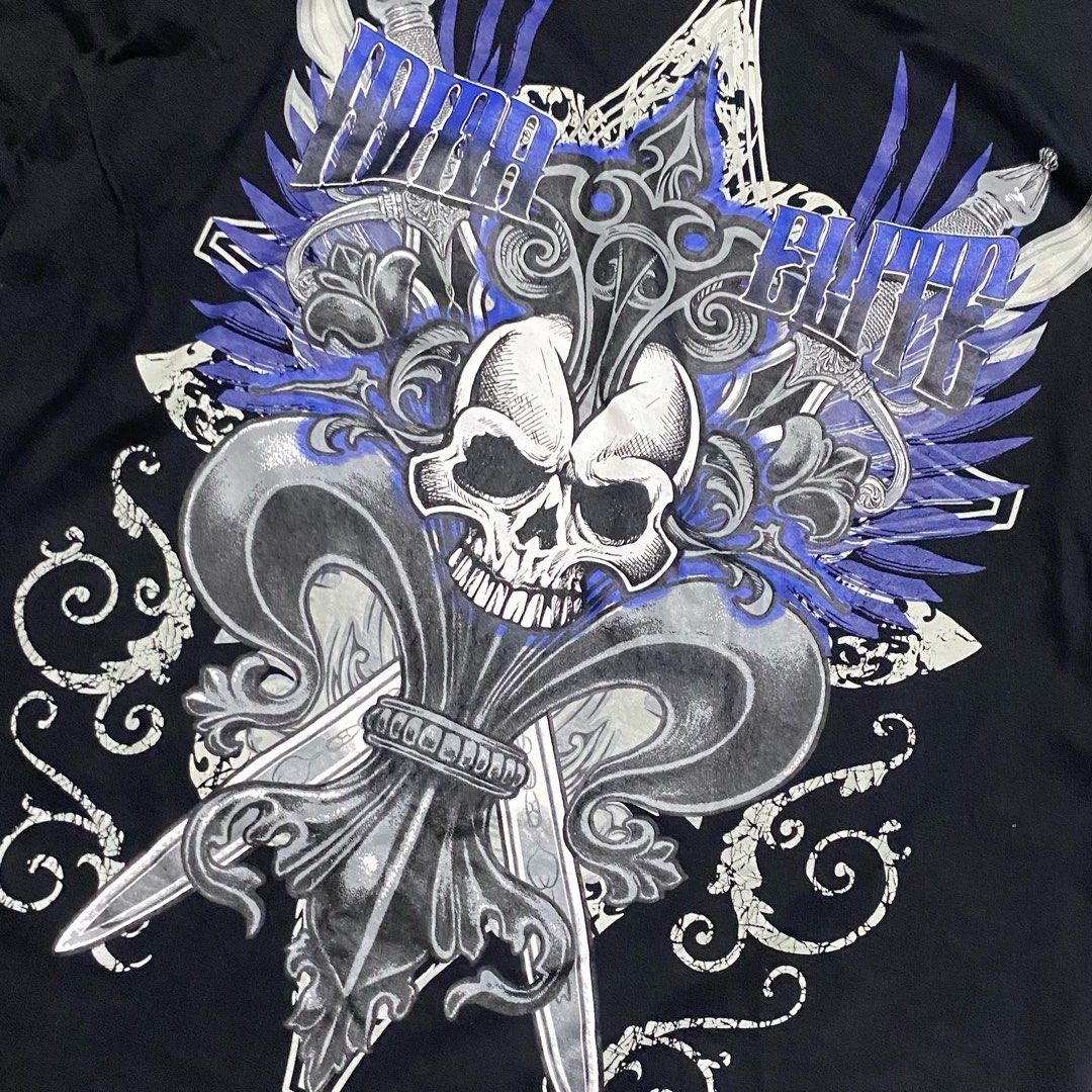 MMA Elite Long Sleeve Graphic Tee (Category: Activewear) located in San Jose. Submitted by riosnothere (Listing ID 1470050710, Image 2). Description: 𖤐 ‧₊⠄mma elite ⤷ L: 28” W: 21” note: - handwashed (ready to wear) - color may slightly vary due to lighting - pm for dimes/issues.