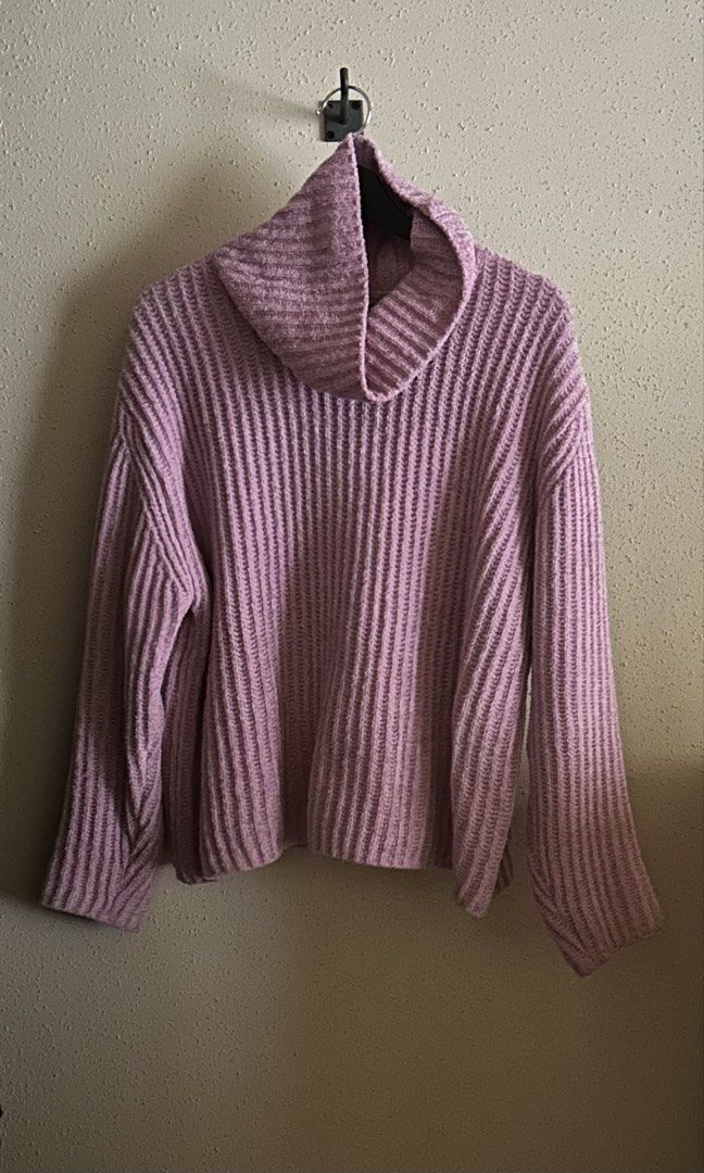 MNG Purple Ribbed Turtleneck Sweater Size M (Category: Others Tops) located in Pasig City. Submitted by valence26000 (Listing ID 1470043882, Image 1). Description: - Brand: Mango - Style: Chunky ribbed knit turtleneck sweater - Color: Cool pink - Size: Medium (true to size) - Material: Soft, textured knit - Condition: Great, no major flaws or wear.