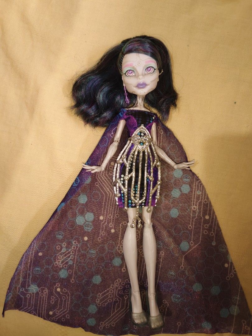 Monster high doll (Category: Kids Toys) located in Bulacan. Submitted by for_ever_after (Listing ID 1469984097, Image 3). Description: .