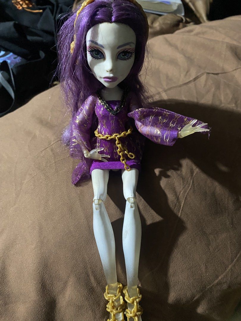 MONSTER HIGH SPECTRA 13th w(with speaker see description) (Category: Vintage Collectibles) located in Mabalacat. Submitted by xyscollectibles (Listing ID 1469695804, Image 2). Description: FIRST IMAGE ABOVE IS FROM GOOGLE BUT YOU MAY DM ME TO SEE OR ASK FOR MORE PHOTOS OF HER DOLL 3000 can lp SPEAKER with accessories 1000.