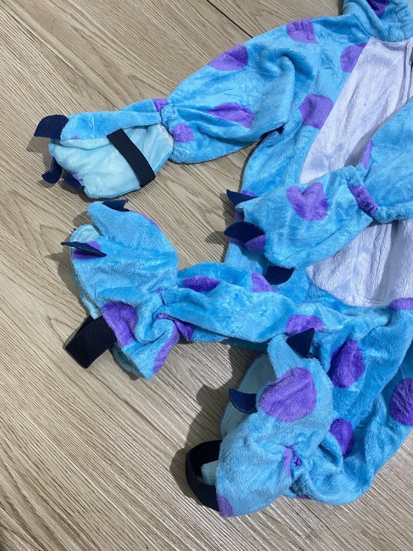 MONSTER IN SULLY 4 (Category: Babies & Kids Fashion) located in La Trinidad. Submitted by snowsnow_18 (Listing ID 1470098311, Image 2). Description: SULLIVAN (MONSTER INC) Disney Pixar Monsters on tag 3-6mos on tag no flaws , washed and ready to wear from for rent collection P1,500 📩.