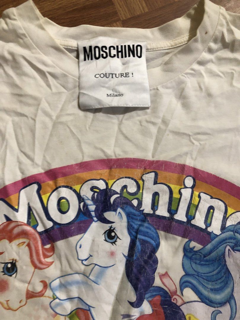 moschino tshirt (Category: Shirts) located in San Jose. Submitted by palaboy0728 (Listing ID 1470067174, Image 3). Description: .