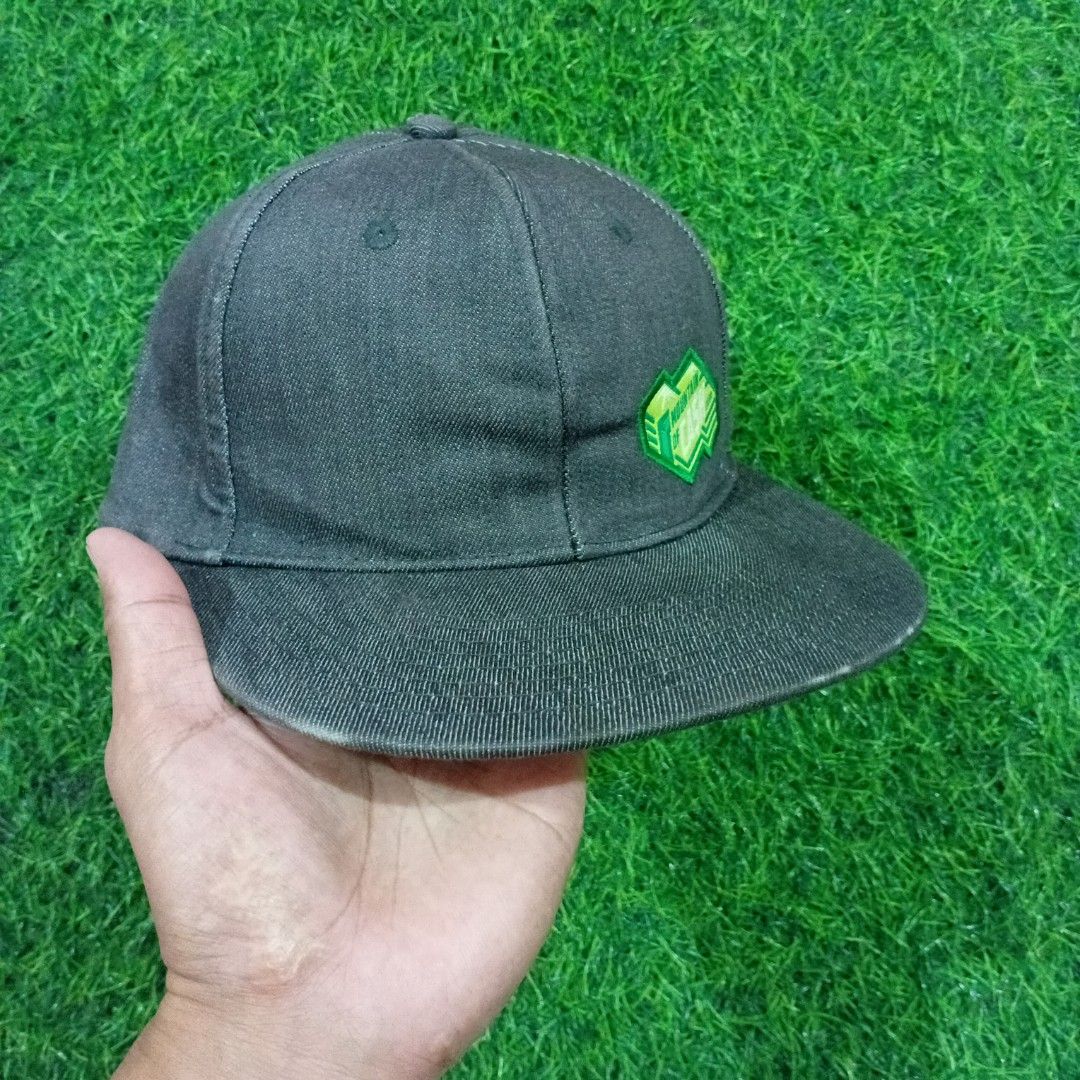 mt. dew baseball cap snapback (Category: Caps & Hats) located in Muntinlupa City. Submitted by rianrax3012 (Listing ID 1470092253, Image 2). Description: .