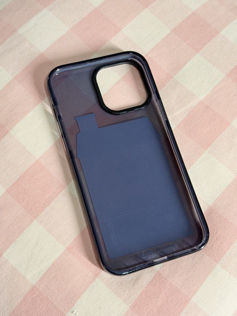 MUTU CASE IPHONE 13 PRO MAX BASIC BUMPER (Category: Cases & Covers) located in Puchong. Submitted by elika44 (Listing ID 1470052289, Image 3). Description: anything can dm me. self pickup : puchong/puncak jalil postage : rm7.
