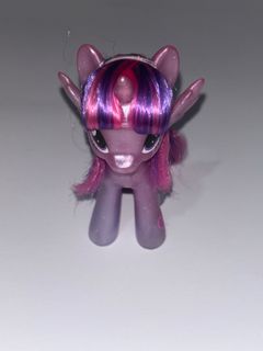 (Category: ) located in . Submitted by the_shining_armor (Listing ID 1470096478, Image 1). Description: .