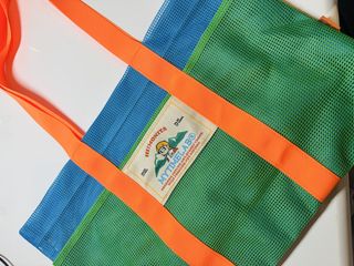 (Category: ) located in . Submitted by toomuchstufftoolittletime (Listing ID 1470118743, Image 1). Description: .