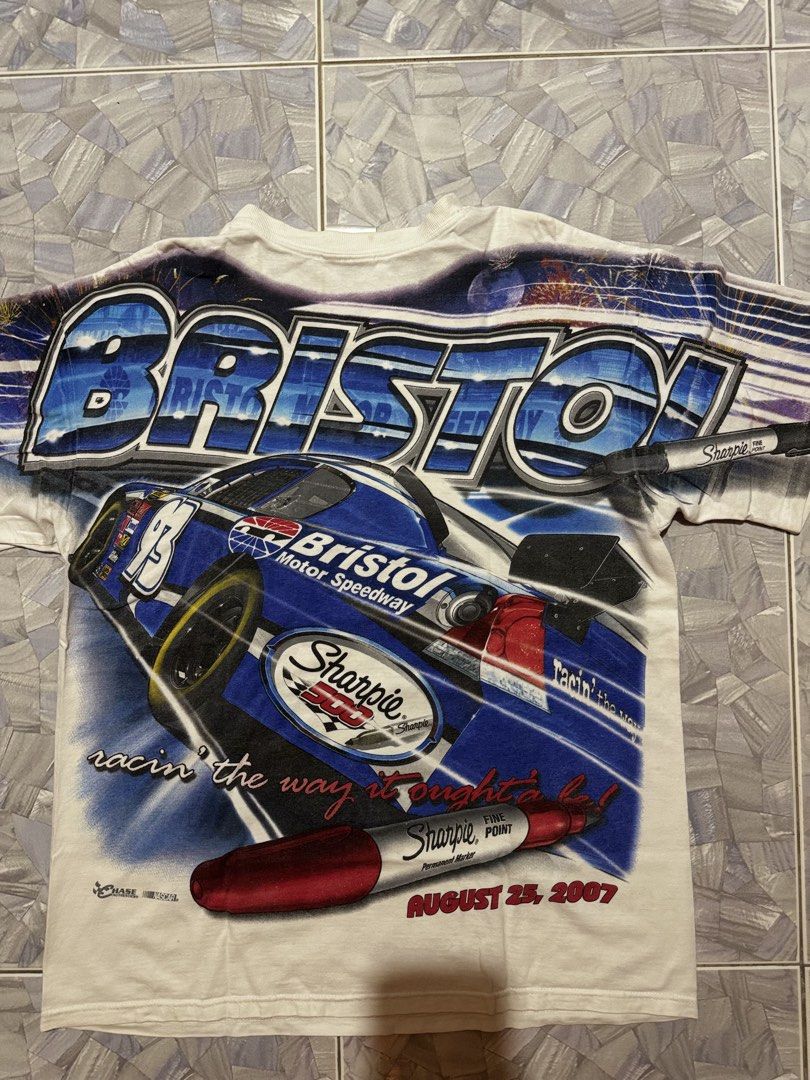 NASCAR Bristol Chase Tag (Category: Tshirts & Polo Shirts ) located in Argao. Submitted by janmaning-0624l95 (Listing ID 1470030934, Image 3). Description: NAACAR BRISTOL CHASE TAG SIZE LARGE DIMES 21.5 x 28 Excellent condition Issue faded tag 2,750 Plus sf.