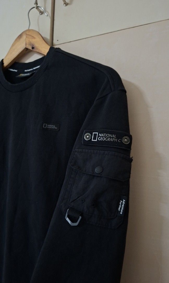 National geographic small (Category: Coats, Jackets and Outerwear) located in General Santos City (Dadiangas). Submitted by amara_preloved (Listing ID 1470053324, Image 2). Description: complete tags small.