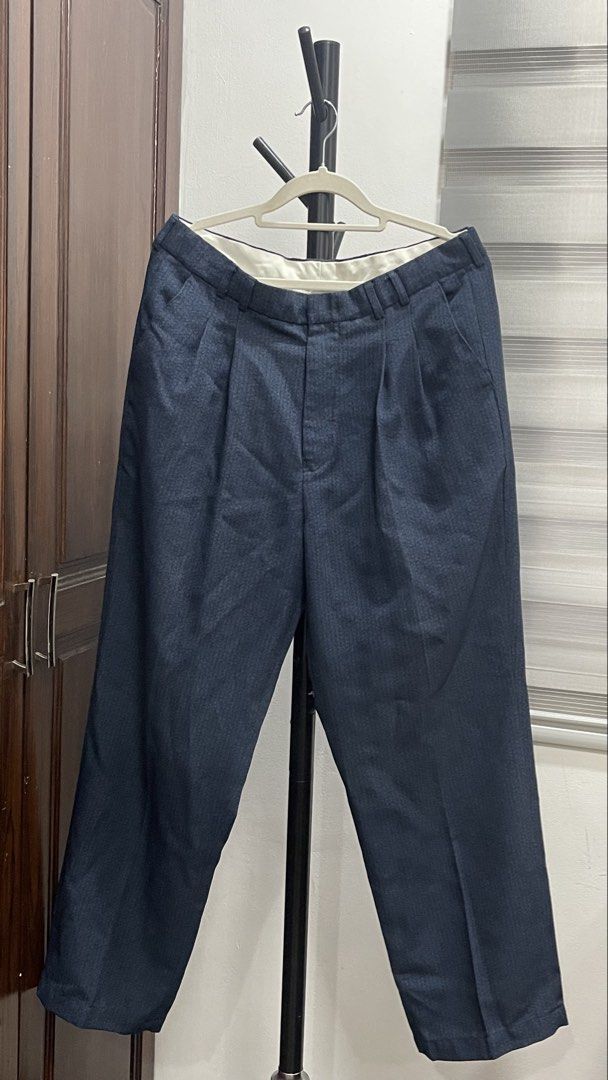 Navy Baggy Troseurs (Category: Other Bottoms) located in Manila. Submitted by to_ri (Listing ID 1470073005, Image 1). Description: 🛍️ PRODUCT DETAILS 📏 Size: L to XL 📌 TERMS & CONDITIONS 💸 Payment first 📦 Shipping: J&T, LBC, Same day delivery couriers 🚫 No returns or refunds ❌ No joy/bogus buyers 💗 Please buy responsibly. Thank you!.