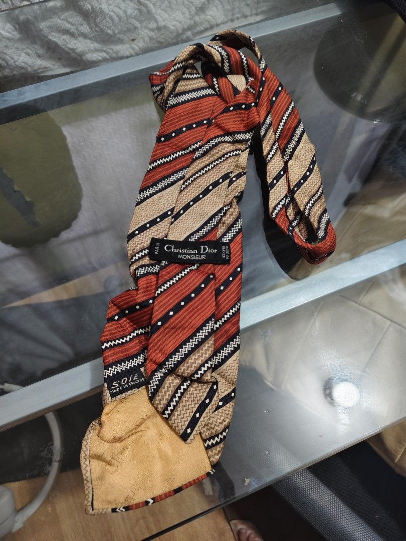 Neckties from Japan (Category: Ties) located in Manila. Submitted by bsemcfran19535 (Listing ID 1470056020, Image 3). Description: Ideal for: Formal events, office wear, and weddings.