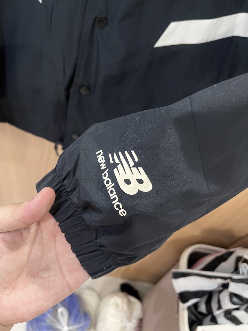 New Balance Coach Jacket (Category: Coats, Jackets and Outerwear) located in Mandaluyong City. Submitted by tatin_abad07 (Listing ID 1470036419, Image 3). Description: New Balance Coach Jacket Large, 23x28 Condition: 10/10 ₱580.00.