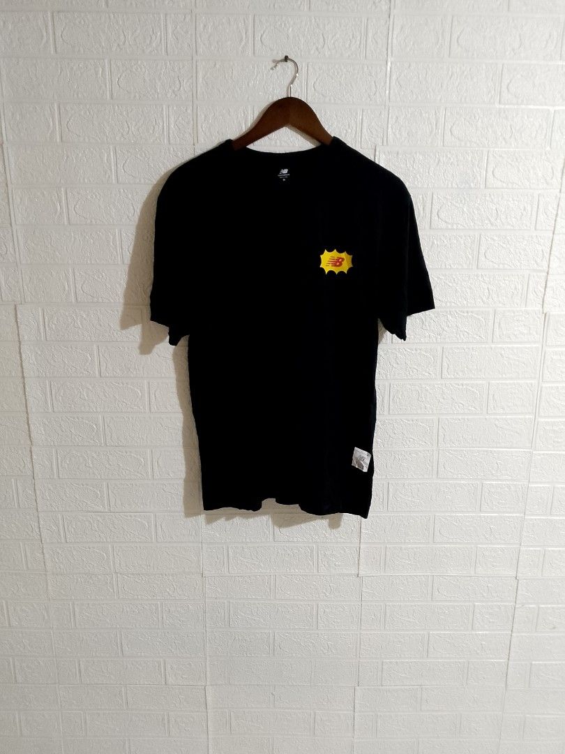 NEW BALANCE SHIRT (Category: Tshirts & Polo Shirts ) located in Tabaco. Submitted by zerothreethrift (Listing ID 1470027392, Image 1). Description: NEW BALANCE SHIRT SIZE MEDIUM EXCELLENT PM IF INTERESTED ALBAY LOCATION.