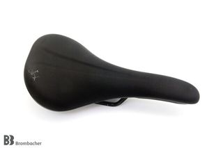 Brompton P Line Superlight Saddle, Sports Equipment, Bicycles & Parts ...