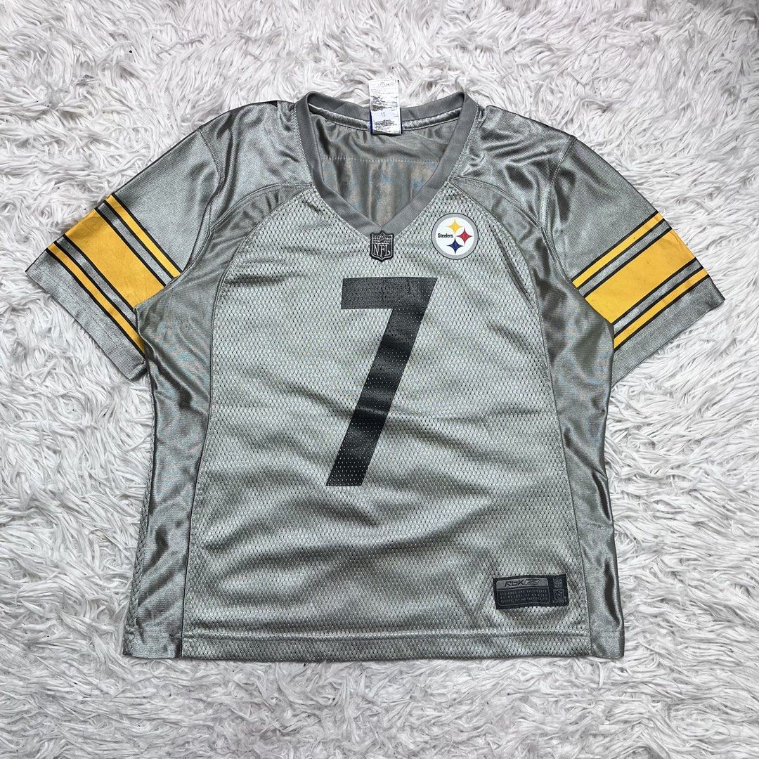 NFL football jersey (Category: Activewear) located in Baguio. Submitted by sellingtonshop (Listing ID 1469972454, Image 1). Description: u17. Vintage Pittsburgh Steelers football Jersey #7 Roethlisberger by Reebok Size: Youth M fits S mens crop fit or M-L womens Dimes: 24*22 Condition: very good Issue: hairline cracks on the yellow part of its sleeve only Mine: 680 Steal: 780 Grab: 880.