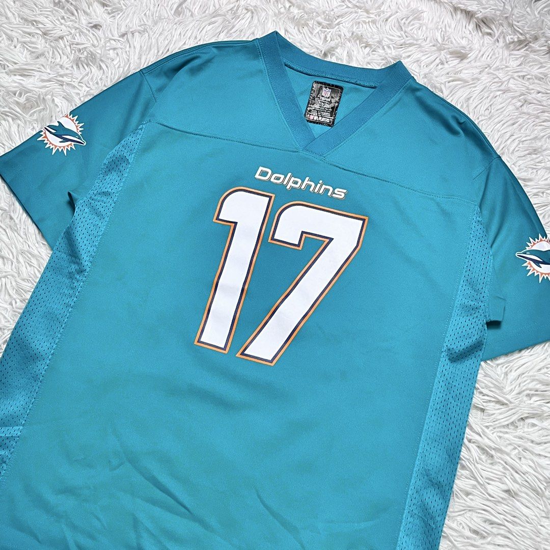 Nfl football jersey (Category: Activewear) located in Baguio. Submitted by sellingtonshop (Listing ID 1469975725, Image 3). Description: u22. Miami Dolphins Football Jersey #17 Tannehill by NFL Team Apparel Size: Youth XL Fits M-L mens Dimes: 29*23 Condition: excellent Issue: none Mine: 880 Steal: 980 Grab: 1080.