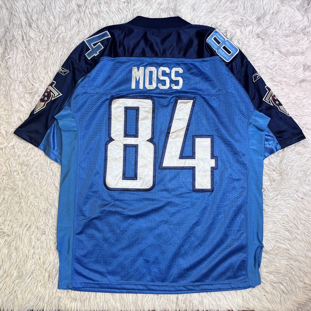 Nfl football jersey (Category: Activewear) located in Baguio. Submitted by sellingtonshop (Listing ID 1469993840, Image 2). Description: u29. Vintage Tennessee Titans Football Jersey #84 Moss by Reebok Size: XL Dimes: 33*26 Condition: excellent Issue: none Mine: 1080 Steal: 1280 Grab: 1480.