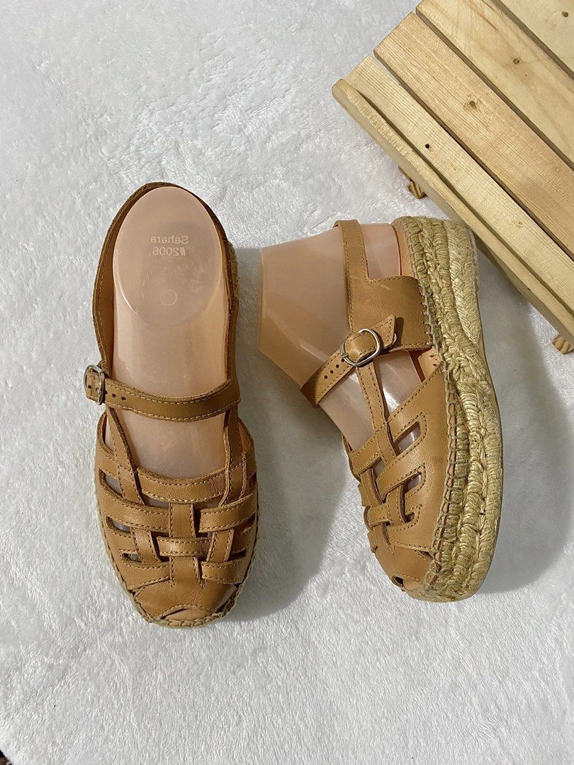 nàguisa thàlis espadrilles (Category: Sandals) located in Bulacan. Submitted by parapapa (Listing ID 1470096110, Image 2). Description: 36-37 / 23.5cm front platform: 1.2” | back platform: 2” 9/10 condition leather, made in spain! .