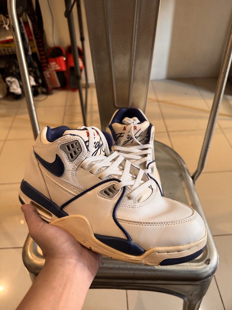 Nike Air Flight 89 White Blue US 8.5 (Category: Sneakers) located in Manila. Submitted by leey0ww (Listing ID 1470029932, Image 1). Description: - Item: Nike Air Flight 89 - original no box - bought from guam USA - ₱1500 - Colorway: White leather upper with Navy Blue trim and Red branding - Size: US 8.5 / UK 7.5 / EUR 42 - Condition: Light wear with some midsole yellowing and minor outsole dirt.
