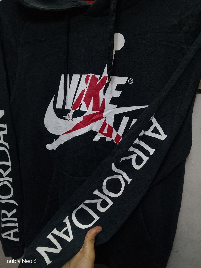 nike air jordan hoodie (Category: Hoodies) located in Valenzuela. Submitted by joshwrldselection (Listing ID 1470140156, Image 2). Description: large - xl excellent condition need wash only thrift..