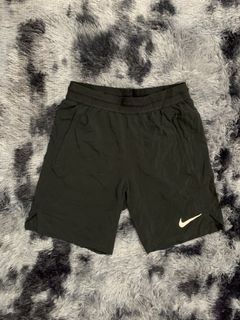 (Category: ) located in . Submitted by thriftcoyan (Listing ID 1470011510, Image 1). Description: .