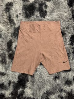 (Category: ) located in . Submitted by thriftcoyan (Listing ID 1470004558, Image 1). Description: .