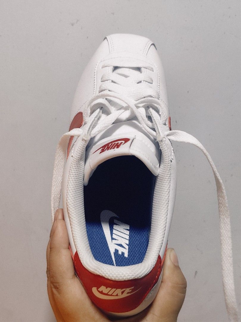 Nike Cortez Forrest Gump from the US without box (Category: Sneakers) located in Los Banos. Submitted by cool_cams (Listing ID 1470131519, Image 3). Description: This is brand new po d pa nagamit from the US pero walang box na..