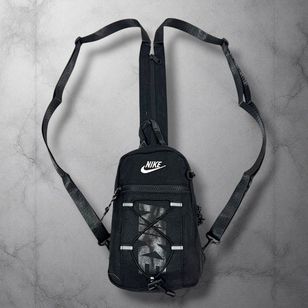 Nike Crossbody Sling Backpack Bag (Category: Sling Bags) located in Cavite. Submitted by itsayaaa (Listing ID 1470026031, Image 1). Description: Nike Crossbody/Sling Bag Issue: No issue Condition: Excellent Condition .