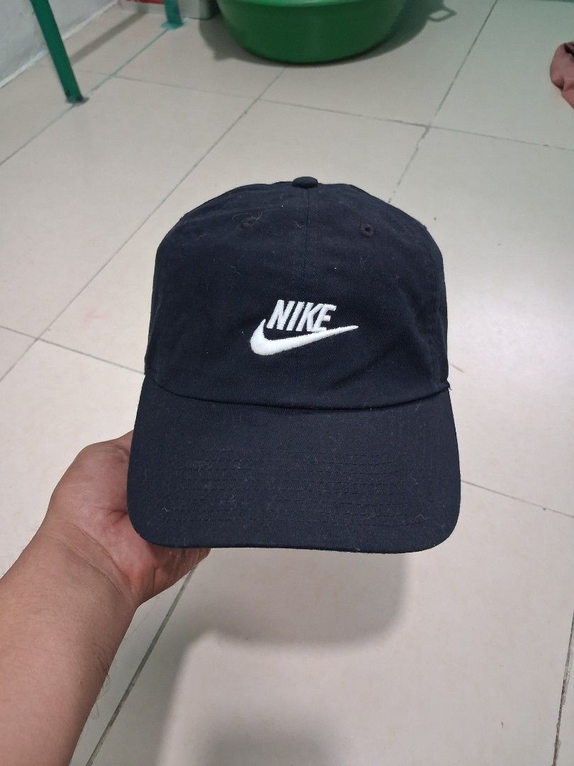 Nike dad hat (Category: Announcements) located in Manila. Submitted by carlitoboh66625 (Listing ID 1470007770, Image 1). Description: Nike dadhat almost new Price 550.