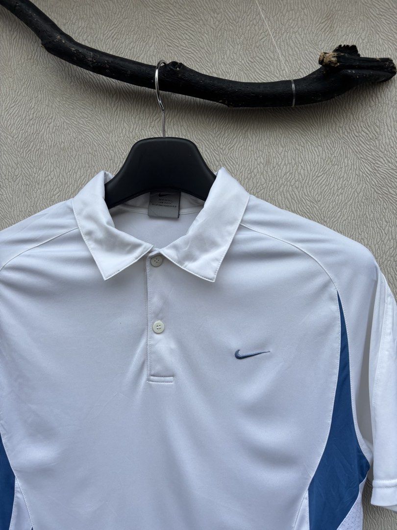 Nike Dri Fit Polo Shirt (Category: Tshirts & Polo Shirts ) located in Baybay. Submitted by thrift.ed2023 (Listing ID 1470035288, Image 2). Description: Nike Dri Fit Polo Shirt Medium 20x29 No Issue Need Wash Good as New .