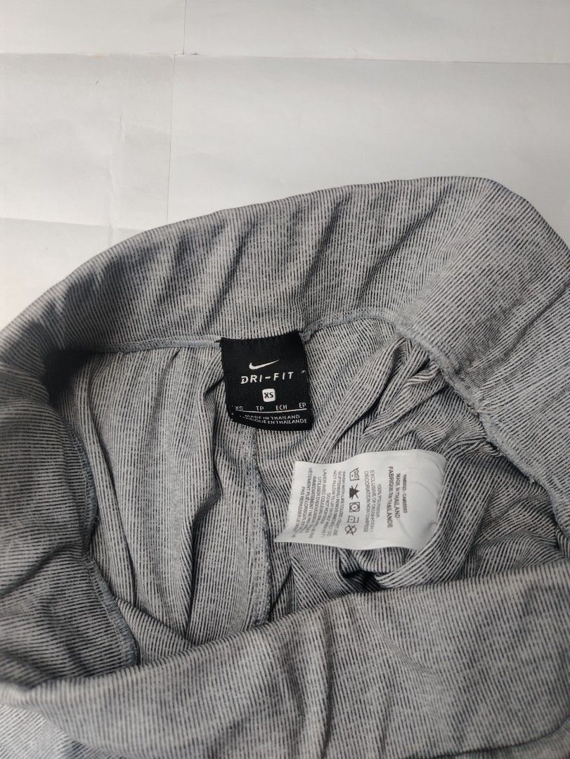 Nike Dri-fit (Category: Shorts) located in Bocaue. Submitted by adrianberi35876 (Listing ID 1470089699, Image 3). Description: Waist :24-30 Like new Condition.